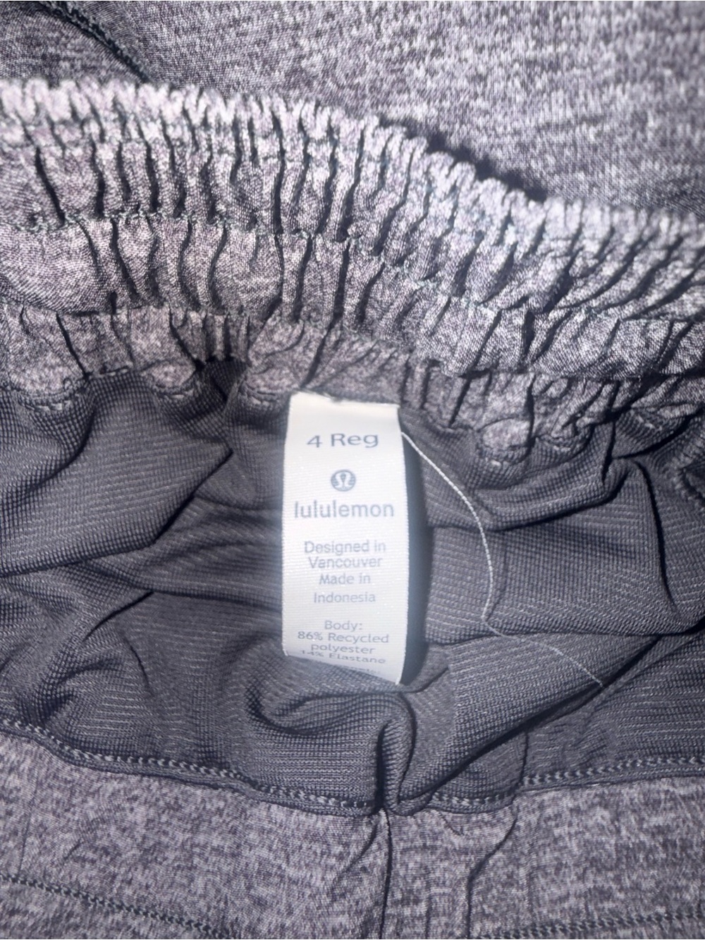 lululemon hotty hot shorts - Picture 5 of 5
